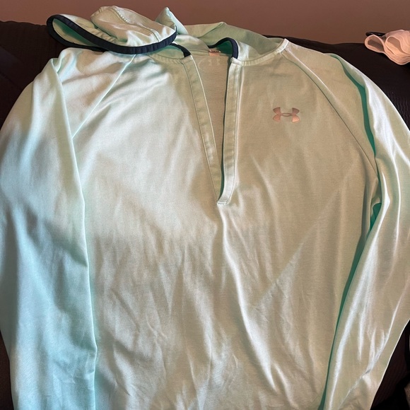 EUC CUTE UNDER ARMOUR SET SIZE LARGE - Picture 5 of 7